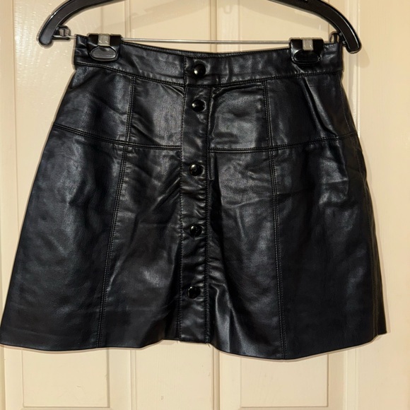 Free People Dresses & Skirts - FREE PEOPLE UNWORN pleather skirt
